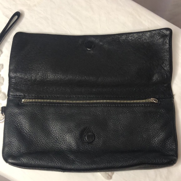 KENNETH COLE NY black pebble leather wristlet/wallet. Holds up to 6 cards. - Picture 9 of 14